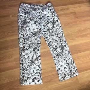 Jones New York Signature ivory floral pants sz 4
